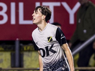 Slovenský futbalista Leo Sauer vo farbách holandského NAC Breda.