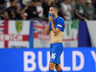 Dávid Hancko v drese Slovenska na EURO 2024.