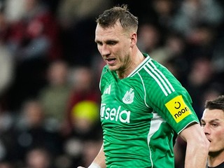 Dan Burn v drese Newcastle United.