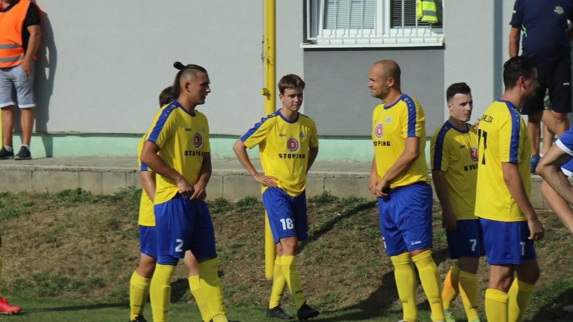 Na góly mu prihráva Futbalista roka. Najlepší strelec piatej ligy vyradil Trenčín i Senicu