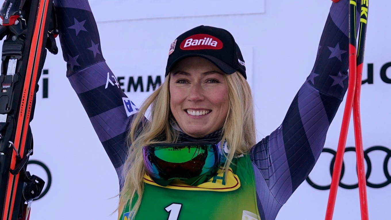 Mikaela Shiffrinová sa teší z víťazstva v Semmeringu. 