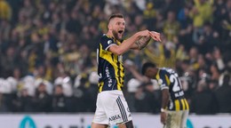 Milan Škriniar v drese Fenerbahce.
