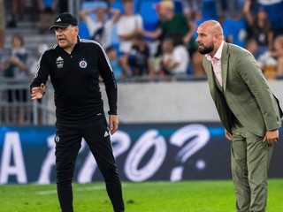 Tréner Vladimír Weiss starší a  generálny riaditeľ klubu Ivan Kmotrík mladší.