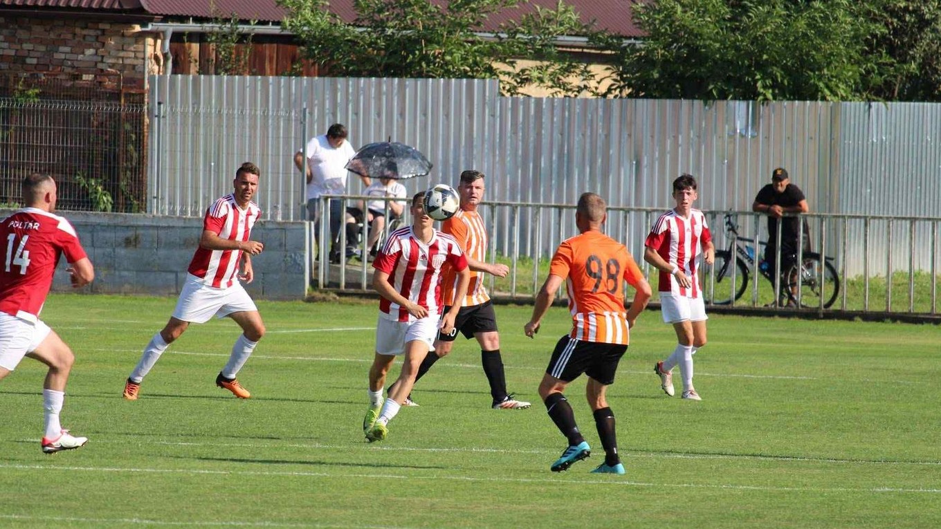 Momentka zo zápasu Poltár - Santrio Láza.