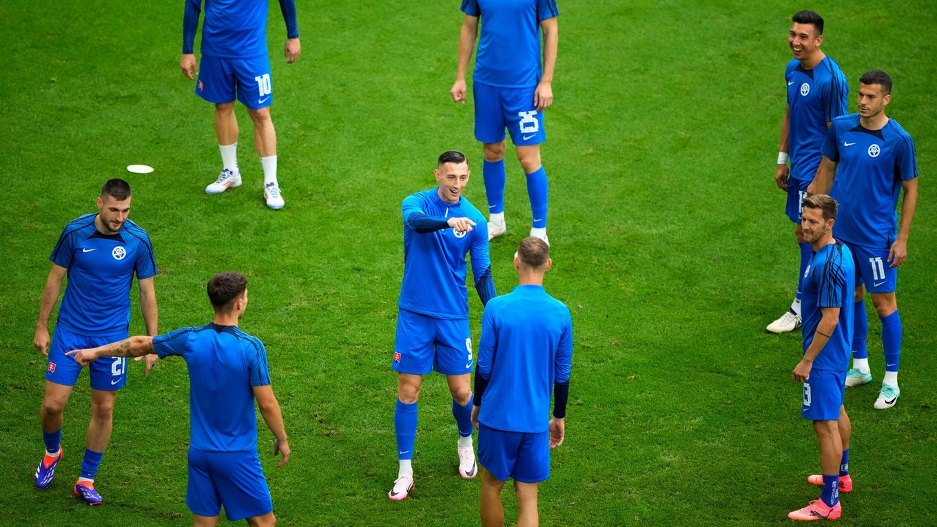 Futbalisti Slovenska na tréningu