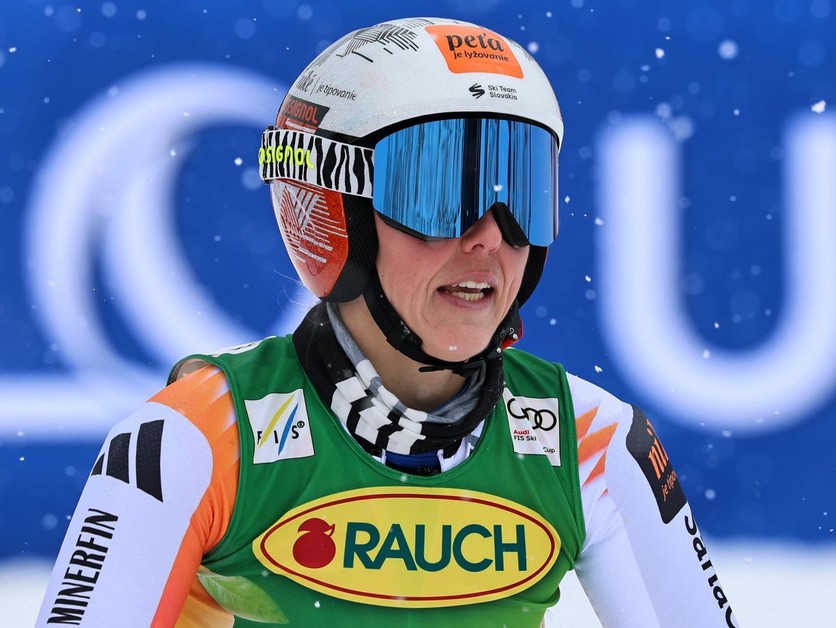Petra Vlhová reaguje v cieli počas 2. kola obrovského slalomu Svetového pohára v Söldene. 