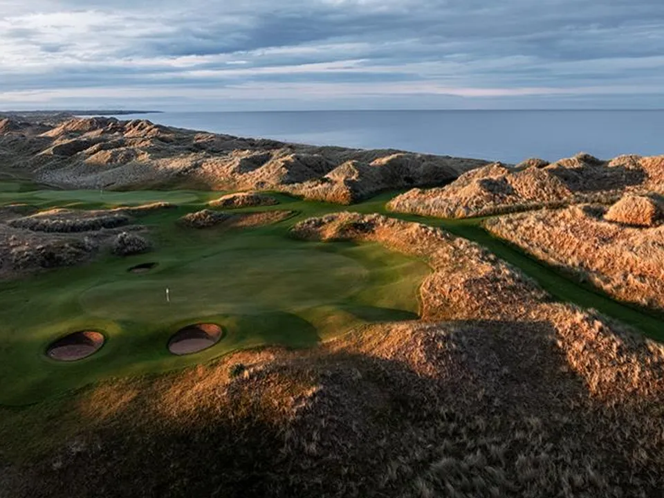 Pohľad na golfové ihrisko Trump International Golf Links v Škótsku.