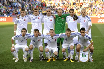 Juraj Kucka (vľavo hore) pred zápasom na MS 2010 proti Taliansku.