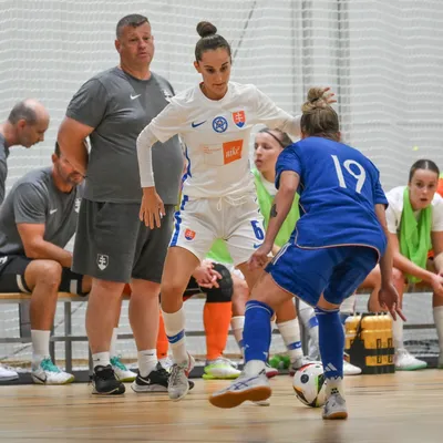 Futsal SRWA-SVK-TAL-Klaudia Tyčiakovár_Rafaela Dal Maz_Prípravný zápas 100924 10.jpg