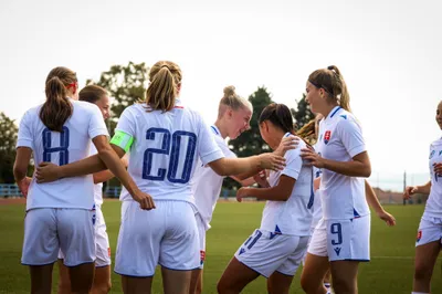 WU19-CZE-SVK-2-4 Katarína bučková Klára Cabúková_SFZ_WU19_SVK-CZE_180924_GAL_1.jpg