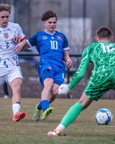 250311_U16_SVK-NOR-Syver Bjørkum Aasarød, Alex Vrábel-3.jpg