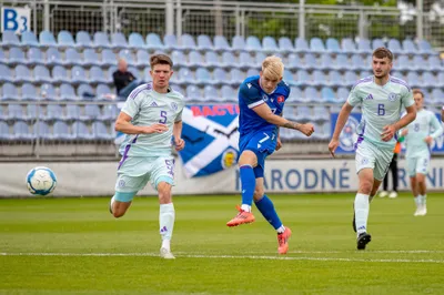 Mitchell Robertson (5), Matej Riznič, Jack Kingdon (6).jpg