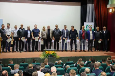 pozorovatelia BA.jpg