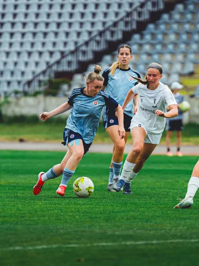 slovan ženy 5.jpg