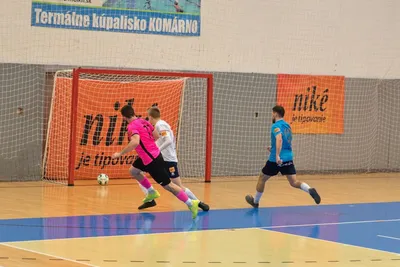 Dohrávka 10.kola Niké Futsal Extraligy Futsal Team Komárno - Pinerola 1994 Futsal Academy BA 8:3