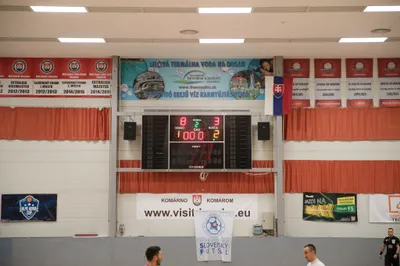 Dohrávka 10.kola Niké Futsal Extraligy Futsal Team Komárno - Pinerola 1994 Futsal Academy BA 8:3