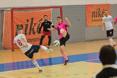 Dohrávka 10.kola Niké Futsal Extraligy Futsal Team Komárno - Pinerola 1994 Futsal Academy BA 8:3
