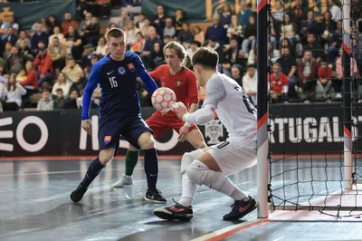 Portugal
Bielorrussia
Ronda de Elite de acesso ao Campeonato da Europa Sub 19 Futsal
Pavilhão Multiusos Fafe
Ronda 3
Época 2022/2023

- Futsal
- Futsal Formacao
- Ronda de Elite de acesso ao Campeonato da Europa Sub 19
- Jogo
- Portugal
- eslovaquia