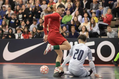 Portugal
Bielorrussia
Ronda de Elite de acesso ao Campeonato da Europa Sub 19 Futsal
Pavilhão Multiusos Fafe
Ronda 3
Época 2022/2023

- Futsal
- Futsal Formacao
- Ronda de Elite de acesso ao Campeonato da Europa Sub 19
- Jogo
- Portugal
- eslovaquia