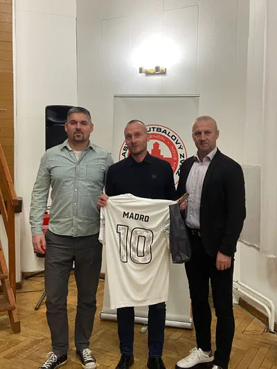 6. Martin Madro.jpeg