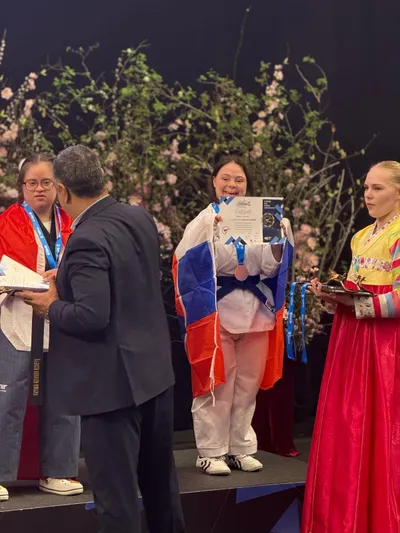 Adriana Beresova supen 2.JPG