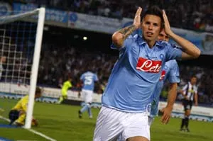 Marek Hamšík z Neapola sa teší po jednom zo svojich gólov v Serii A.