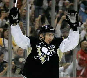 Miroslav Šatan v drese Pittsburgh Penguins.