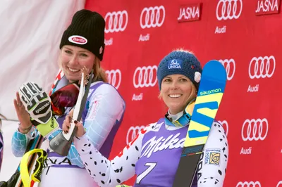 Mikaela Shiffriová a Veronika Velez Zuzulová po slalome SP v Jasnej 2016.