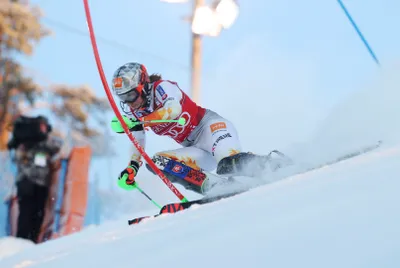 Petra Vlhová počas slalomu v Levi 2021.