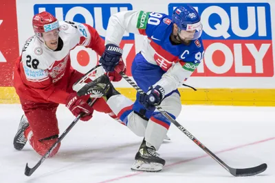 Tomáš Tatar v zápase Slovensko - Dánsko na MS v hokeji 2022.