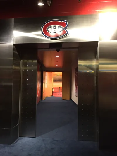 Šatňa Montrealu Canadiens na štadióne Centre Bell.