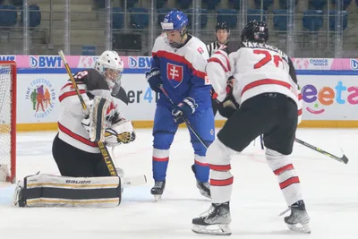 Peter Císar v zápase Slovensko - Kanada v súboji o bronz na MS v hokeji do 18 rokov 2023.