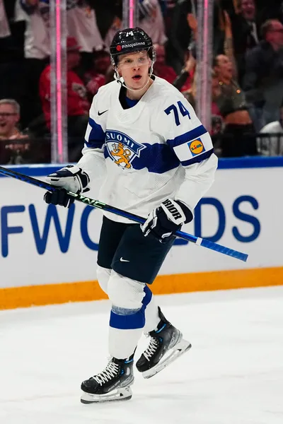 Finland's Antti Suomela celebrates after scoring his side's second goal during the group A match between Austria and Finland at the ice hockey world championship in Tampere, Finland, Saturday, May 20, 2023. (AP Photo/Pavel Golovkin)
