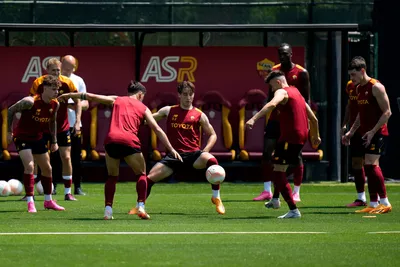 Roma's players warm up during a training session ahead of the Europa League soccer final, at the Trigoria training centre, in Rome, Tuesday, May 30, 2023. Roma will play an Europa League final against Sevilla in Budapest, Hungary, next Wednesday, May 31. (AP Photo/Alessandra Tarantino)

- xeuropaleaguex