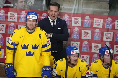 Head coach Sam Hallam of Sweden reacts during the quarter final match between Latvia and Sweden at the ice hockey world championship in Riga, Latvia, Thursday, May 25, 2023. (AP Photo/Roman Koksarov)