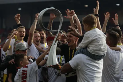Futbalisti FC Spartak Trnava sa tešia z triumfu v Slovnaft Cupe.