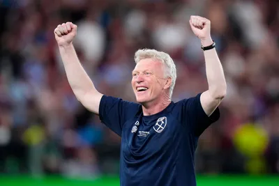 West Ham coach David Moyes celebrates at the end of the Europa Conference League final soccer match between Fiorentina and West Ham at the Eden Arena in Prague, Wednesday, June 7, 2023. West Ham won 2-1. (AP Photo/Petr David Josek)

- XCONFERENCELEAGUEX