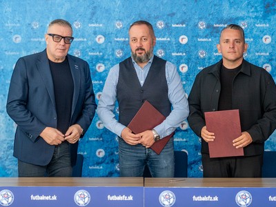 SFZ_SKIIA_podpis-zmluvy.jpg