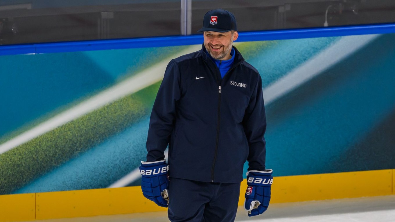 Tréner brankárov Ján Lašák.