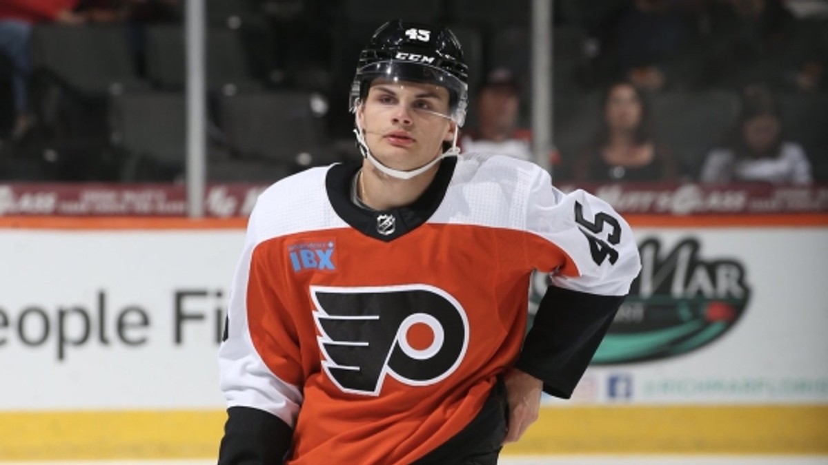 Alex Čiernik v drese Philadelphie.