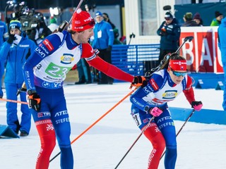 ONLINE: Zmiešaná štafeta dvojíc v Pokljuke, Svetový pohár v biatlone LVE. 