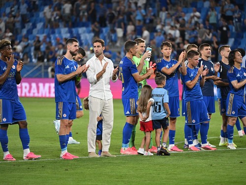 SR Futbal LM 2. predkolo odveta Slovan Iberia BAX .jpg