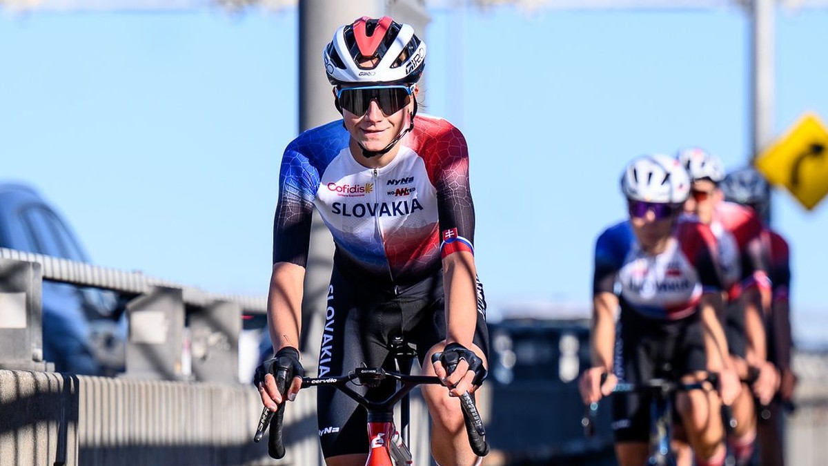Viktória Chladoňová počas prípravy pred MS v cyklistike 2026.