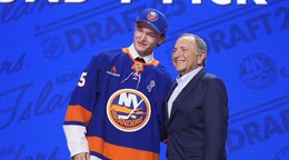 Matthew Schaefer a Gary Bettman
