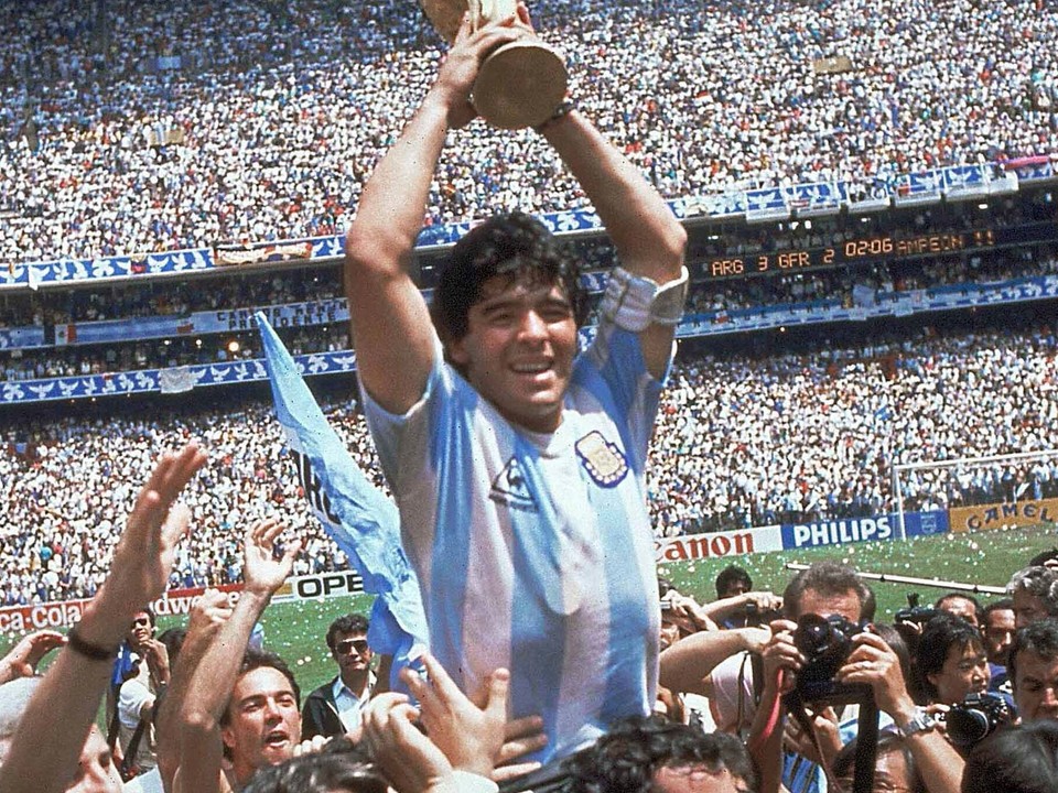 Diego Maradona.