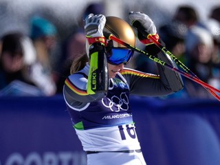 Nemecká lyžiarka Lena Dürrová po jazde v 2. kole obrovského slalomu na ZOH 2026.