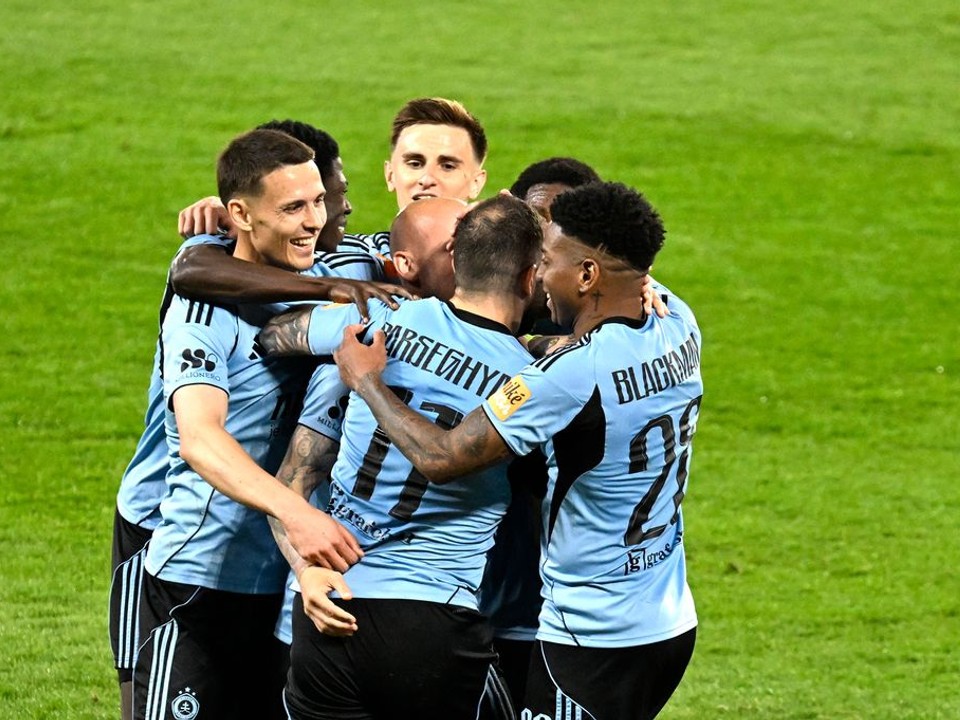 Futbalisti ŠK Slovan Bratislava.