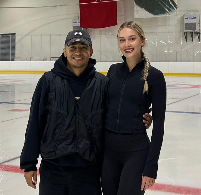 Florent Amodio a Vanesa Šelmeková na kempe v Turecku.