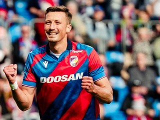 Dávid Krčík (číslo 37).
