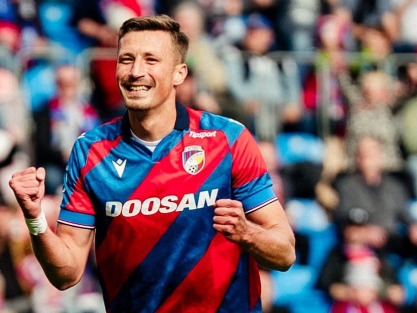 Dávid Krčík (číslo 37). 
